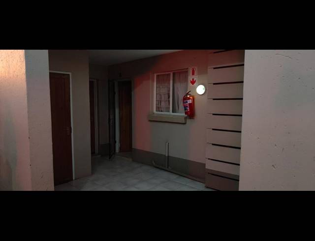 1 BEDROOM APARTMENT FOR SALE IN KLIPPOORTJE